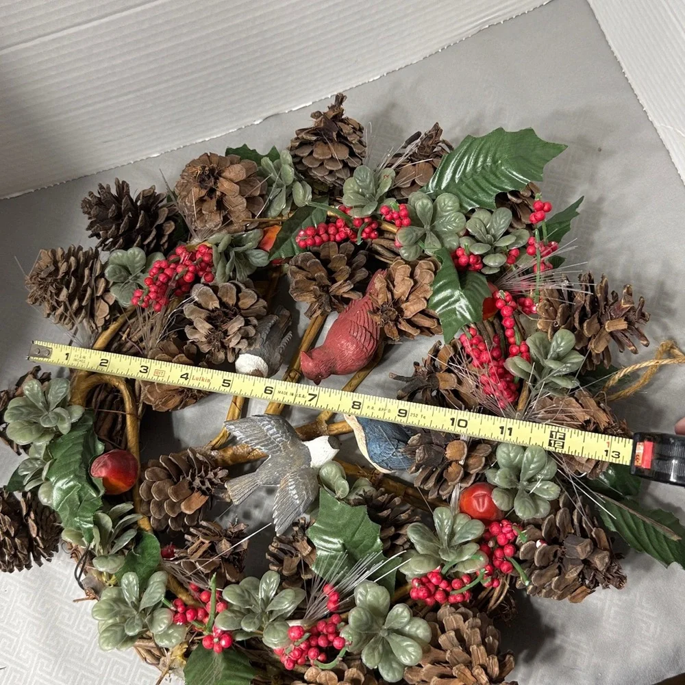 Fiber Optic Holiday Wreath Birds Accorn Holly Berries Color Changing Vintage
